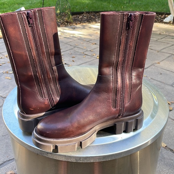 Free People Brooks Lug Sole Chelsea Boot in Cherry Red Chocolate size 7.5 - Picture 7 of 10